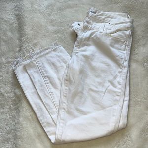 Banana Republic Raw Hem Skinny Jean - Size 6